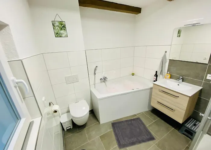 Lebenslust Mit Whirlpoolbadewanne #innenstadt#aussenbereich Von Harztraveler * ורניגרוד